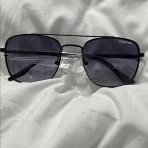 Kenneth Cole Reaction square aviator sunglasses